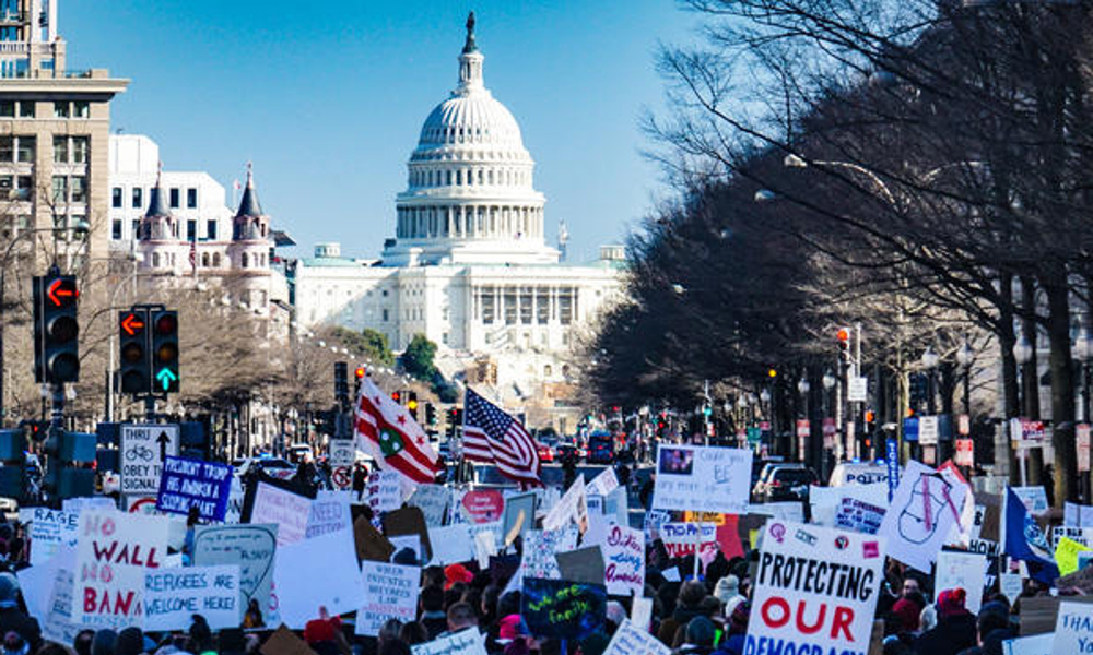 Drømmen om demokrati - med Rune Lykkeberg