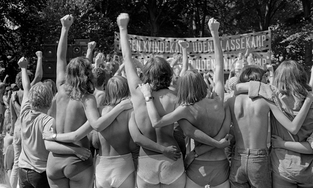 Fra underdanighed til deltid – kvinders kamp før og nu med Nina Smith og Helle Vogt